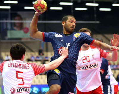 La France s'impose face au Danemark 35-29