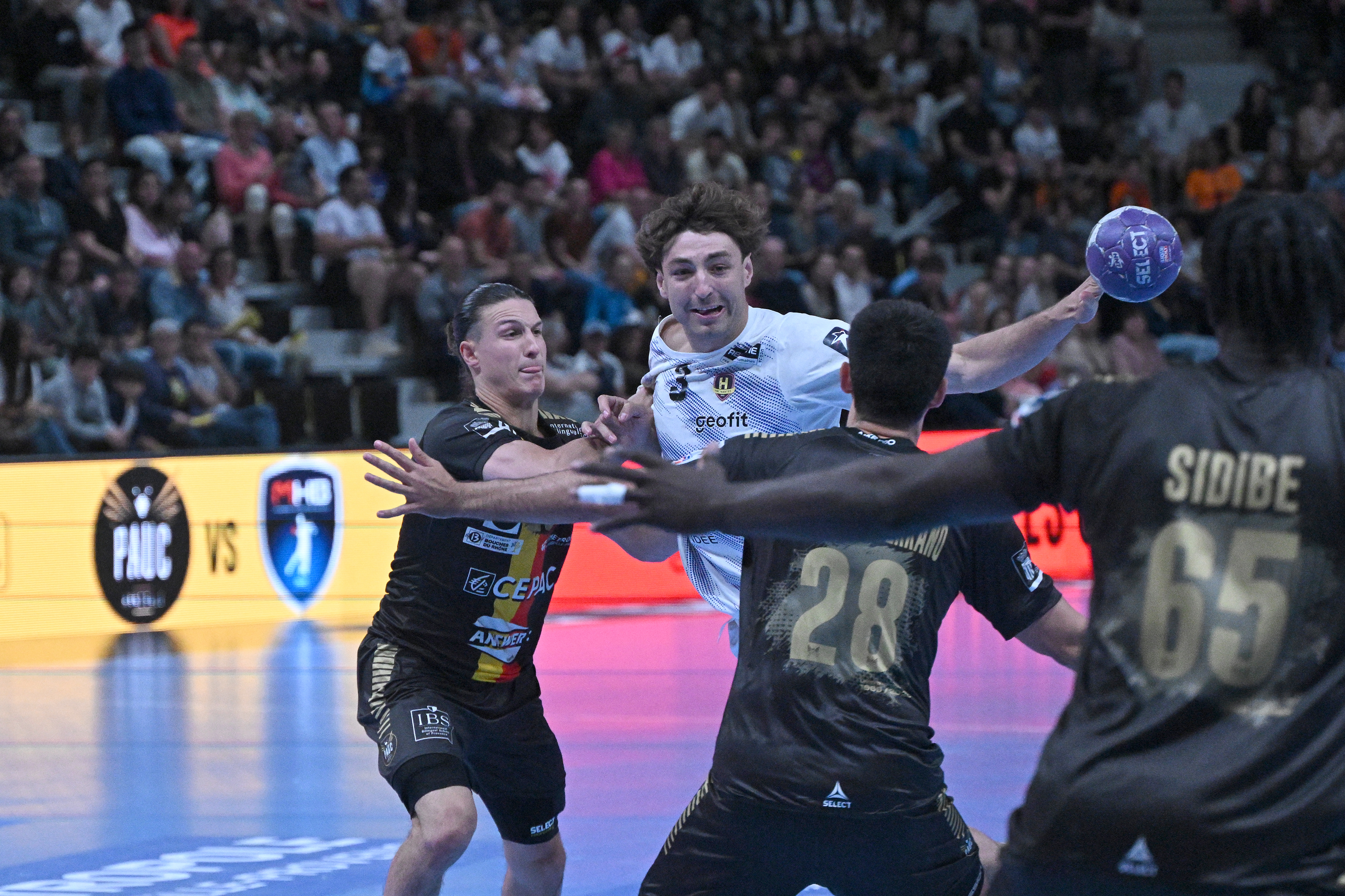 Le "H" doit se contenter du nul à Aix (32-32)