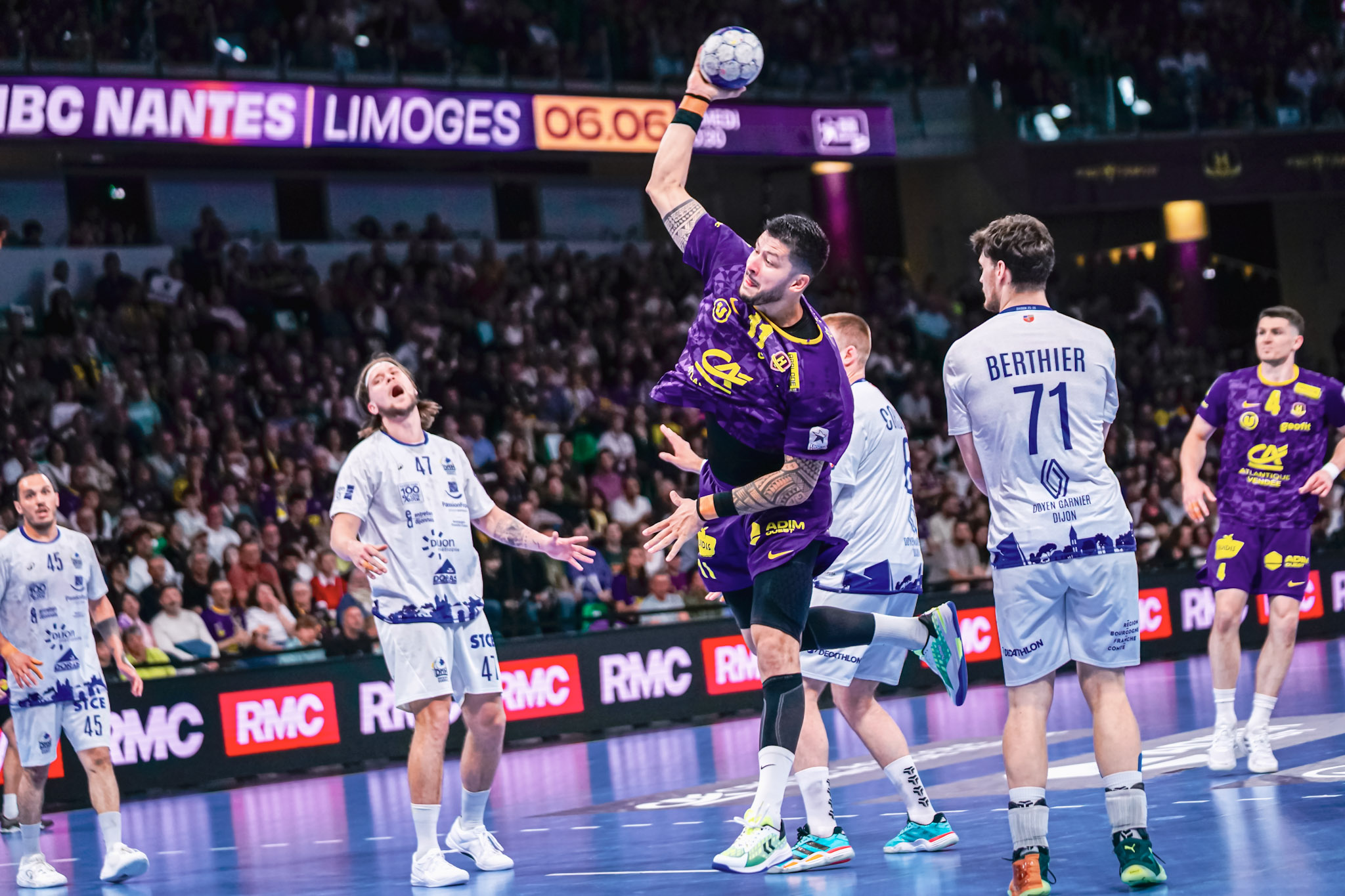 Le "H" régale face à Dijon 42-32 !