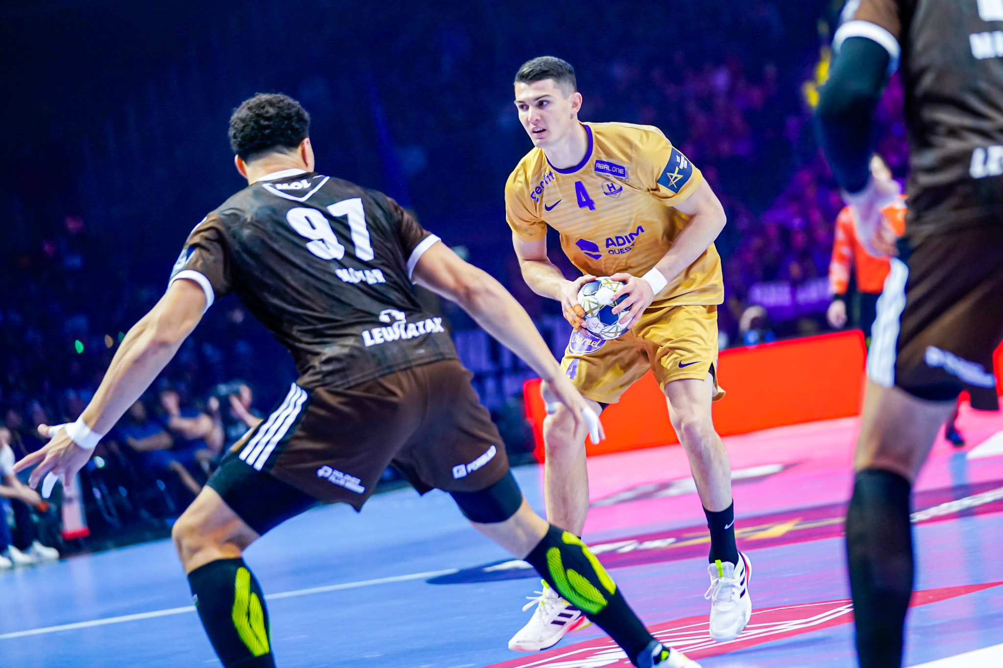 Le "H" défait face à Kielce, mais non sans mérite ! (29-33)