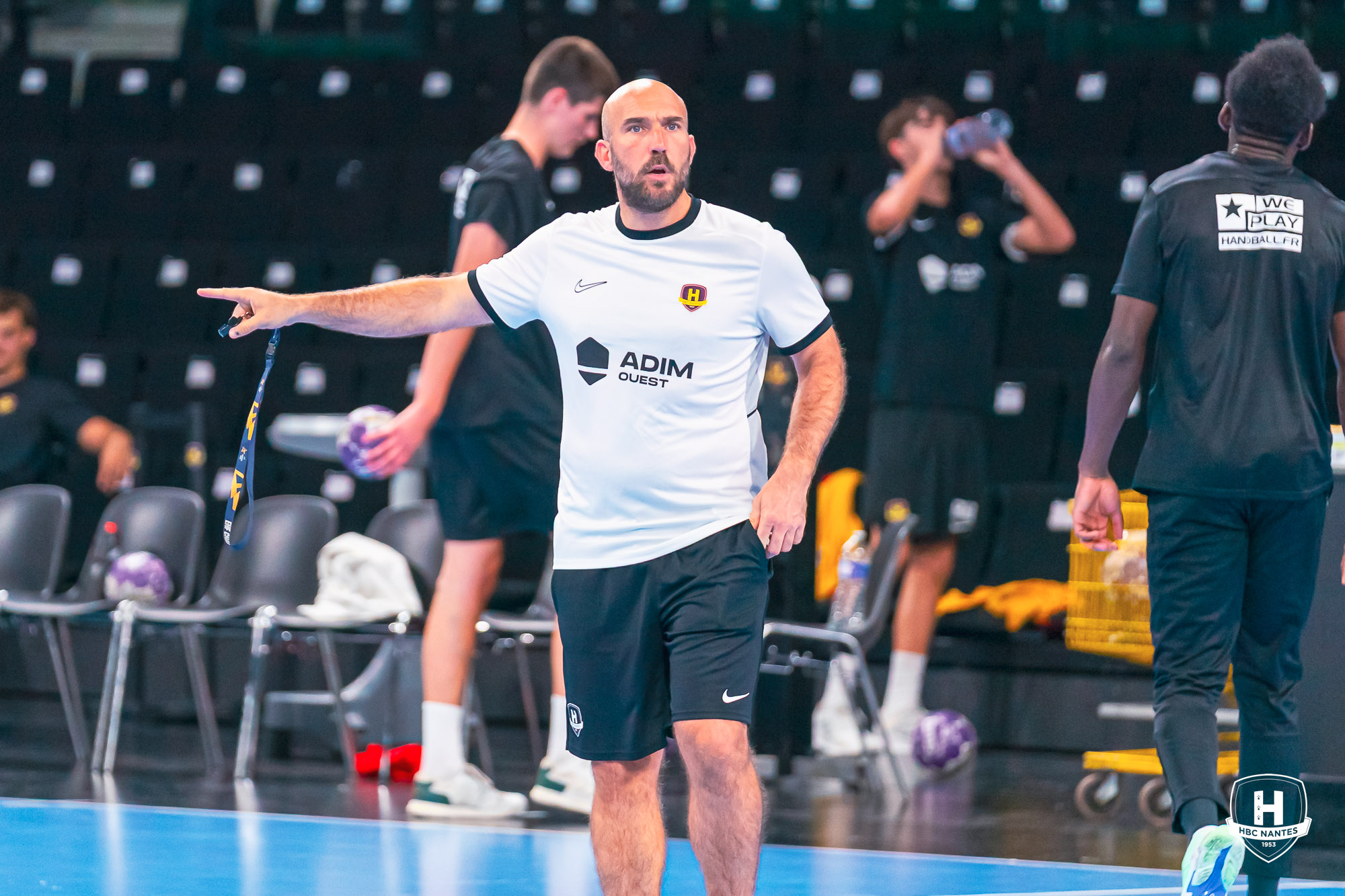 N1 : Le "H" débute par une défaite (32-29)