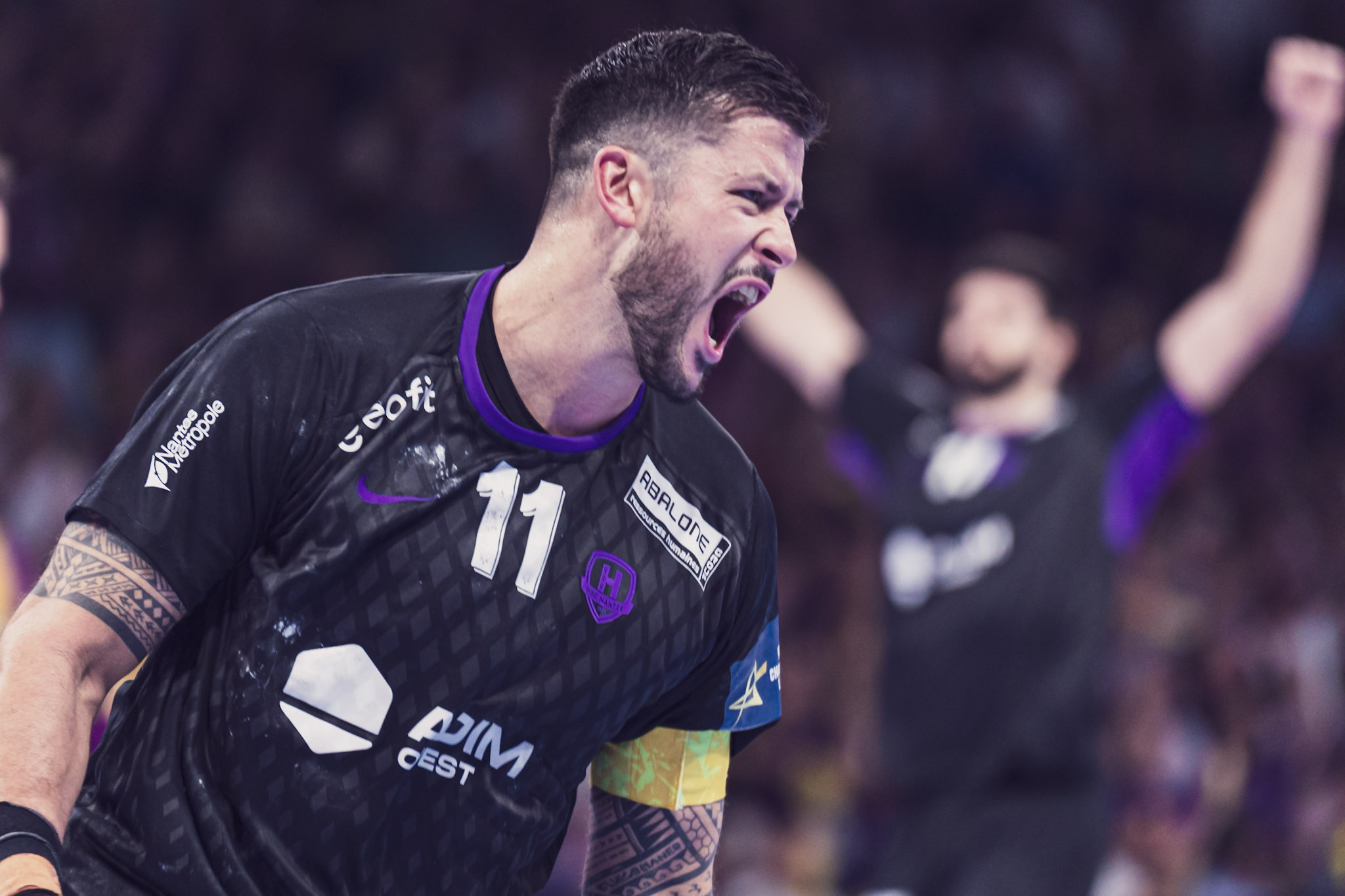 Une première victoire au bout du suspense en EHF CL (26-25)
