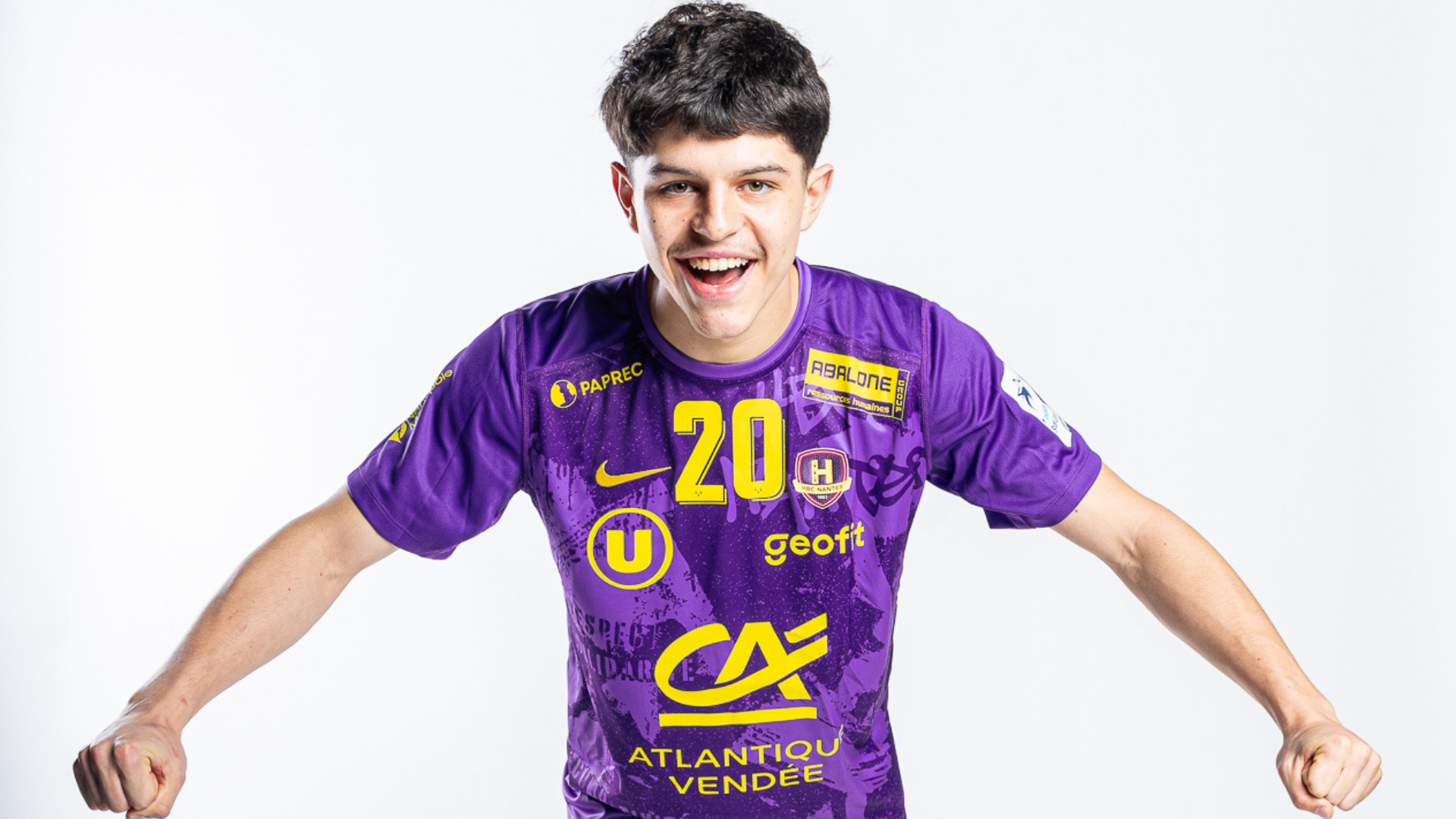Felipe GARCIA, nouveau demi-centre du CF !